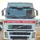 فلفو وايت 2002 قير ومكينة على الشرط