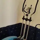 غزال طائر مع شاشه