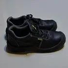 حذاء سلامة- Safety Shoes