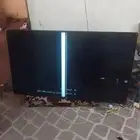 شاشه ال جي 75 بوصه فيها خط في النص مطلوب 300