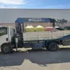 ايجار رافعات شوكيه وكرينات جميع الاحجام إيجار شهري أسبوعي ي