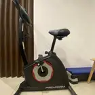 دراجة ثابتة رياضية (Exercise Bike)