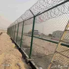 شبوك مزارع وملاعب وسياج امنيه في جميع أنحاء المملكة العربية