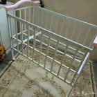 سرير اطفال بحاله ممتازه