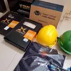 طقم سلامة كامل جديد بالكرتون Flame Resistant PPE
