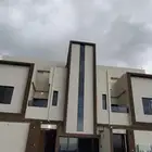 للبيع شقق ارضية وعلويه موقع مميز أسعار تبدا من 520الف