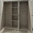 غرفة نوم  سريرين ودولاب للبيع