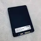 للبيع قطعة تخزين SSD سريعة (512GB SATA3) الحالة مستعملة