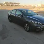 كيا سيراتو 2020 فل كامل ماعدا البصمه وكاله