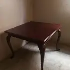 طاولة طعام خشب سليمه