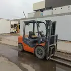 forklift available jaddah for rent daily weekly and monthly