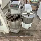 بيع وشراء معدات مطاعم وكفيهات