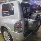 ميتسوبيشي باجيرو ربع 2016 للبيع