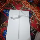 ipad 9 neet and clean   last price 800