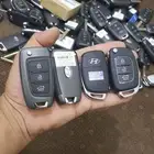 محل مفاتيح الرياض لبرمجه السيارات البصمه والعادي