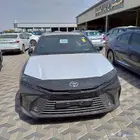 تويوتا كامري LE اسود 2025 بطاقة اول مالك