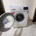 غسالة إل جي دايركت درايف 8 كلغ شبه جديدة. استخدام بسيط. على