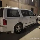 انفينيتي عائلي 7 ركاب يحمل لوحة مميزة