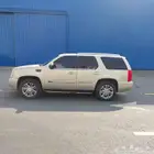 للبيع كدلك اسكاليد 2008