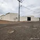 مستودع و سكن للعمال