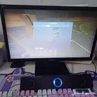 شاشة كمبيوتر للبيع