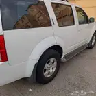 نيسان باثفندر