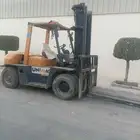 ايجار فوركلفت رافعات شوكيه وكرينات وسيزرلفت للايجار الشهري