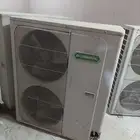 3مكيفات اسبيلت و24رف بضاعه