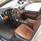 جيب جراند شيروكي 2012