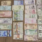 عملات متنوعة