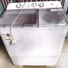 للبيع غسالة 9 كيلو ماركة هوم كوين