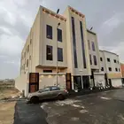 للبيع شقق علويه بسطح خاص بأبها بسعر 550 الف