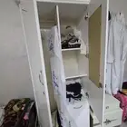 دولاب للبيع السعر 100 ريال ضلفتين