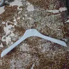 علاقة ملابس للمحلات