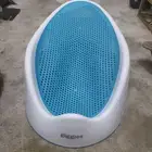 كرسى استحمام أطفال من شركة جيجلز