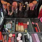 للبيع أغراض ميك اب كاملة