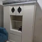 دولاب كبير للبيع...
