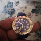 البيع ساعه سويسري نساء