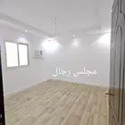 للايجار شقه ملحق راكب مكيفات ومطبخ الواحه