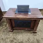 مكتب متكامل للبيع