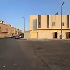 فيلا فالعزيزية حي الدفاع _ مساحة 230 مسطح البناء 411