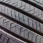 كفرات صيني شبه جديد مقاس 285 50 20