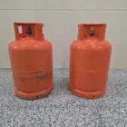 أنابيب غاز فارغة