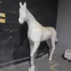 مجسم خيل على السوم