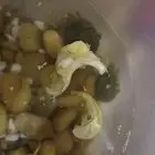 سلاحف لي البيع