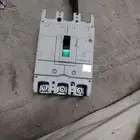 قاطع 225 امبير