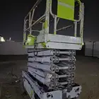 رافعه مقصيه 12متر سيزرلفت 12متر للايجار رافعات مقصيه للايجار