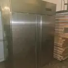 ثلاجة استيل بابين وخمارة عجين وثلاجتين كل وحده باب واحد