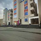 للبيع بأبها شقه علويه بسطح خاص ومصعد جاهز بالقرب من المطار