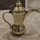 دلة قريشية قديمة ومنقوشة